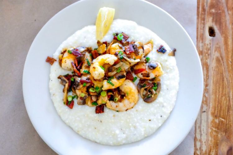 hominygrill_shrimpgrits-0